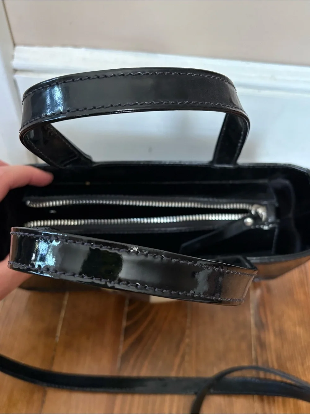 Puppets and Puppets Black Patent Shoulder Bag | Black and White Cookie - Picture 4 of 6